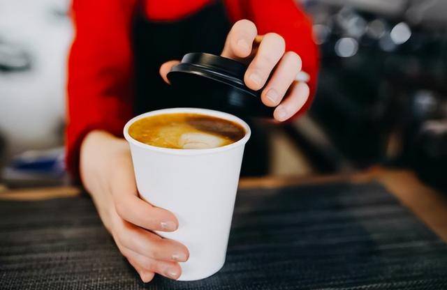 茶饮咖啡跨界火拼6元低价破局行业规则遭颠覆